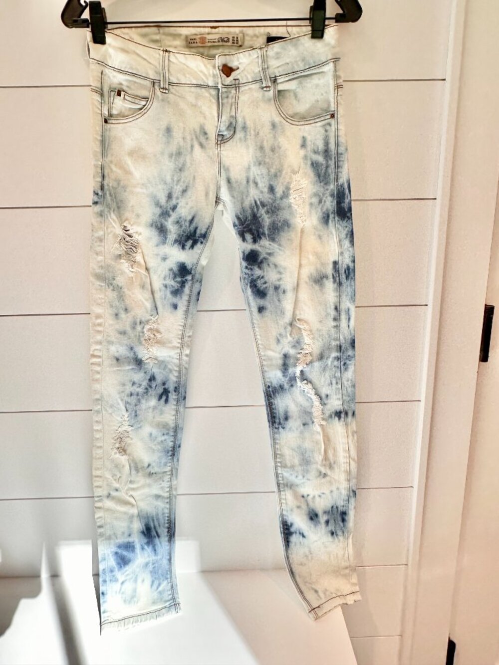 Zara TRF Premium Wash Distressed Acid Wash Skinny Jeans Size 4